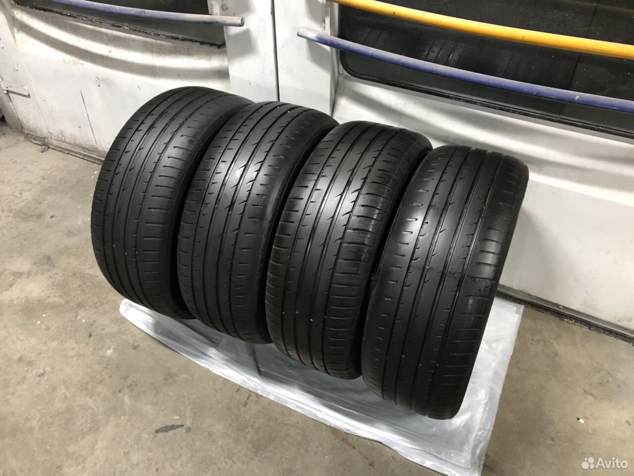 225 55 c. 225/55 R17.