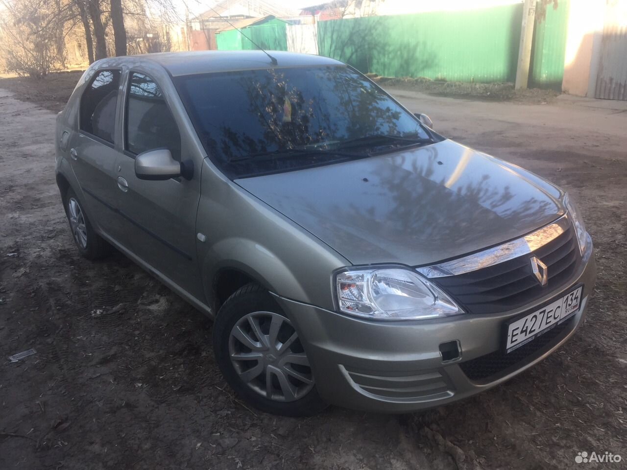 Волжский авто. Рено Логан Волжский. Мир авто Рено Логан Волжский. Авито Волжский авто с пробегом Рено. Авито Волжский авто с пробегом Рено Логан.