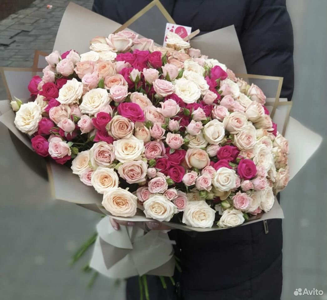 Букет из кустовых роз,доставка цветов купить на Зозу.ру - фотография № 1