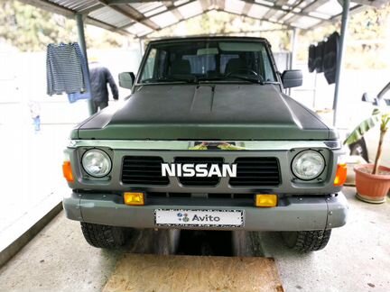 Nissan Patrol 2.8 МТ, 1996, внедорожник