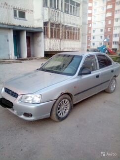 Hyundai Accent 1.5 МТ, 2004, седан, битый