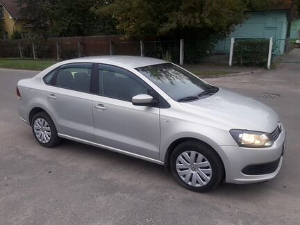 Volkswagen Polo 1.6 AT, 2012, седан