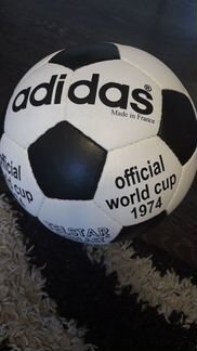 Футбольный мяч Telstar Adidas 1974 год