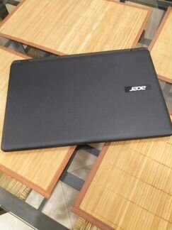 Ноутбук Acer ES1-521-26GG