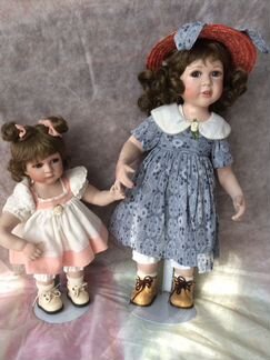 Фарфоровые куколки-сестренки