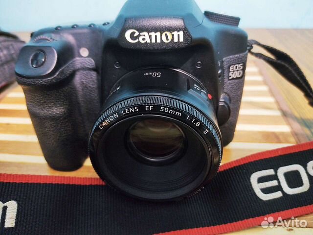 Зеркальный фотоаппарат Canon 50d