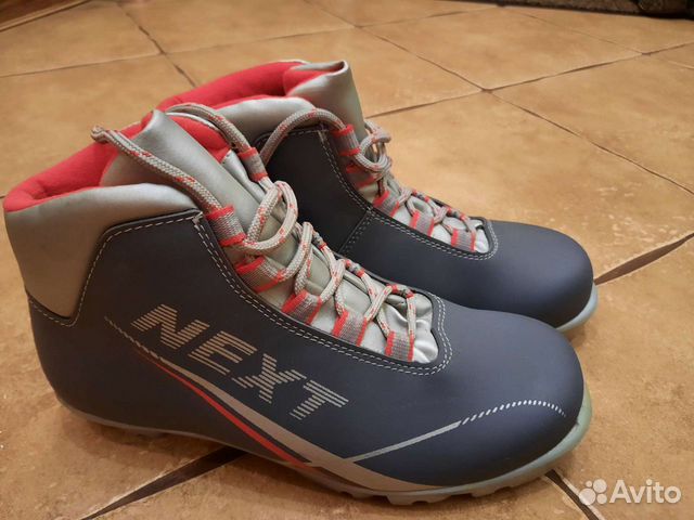 Беговые лыжи комплект