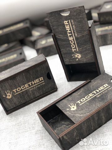 Подарочная коробка упаковка