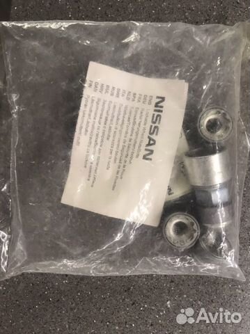 Набор секретных гаек на колеса Nissan