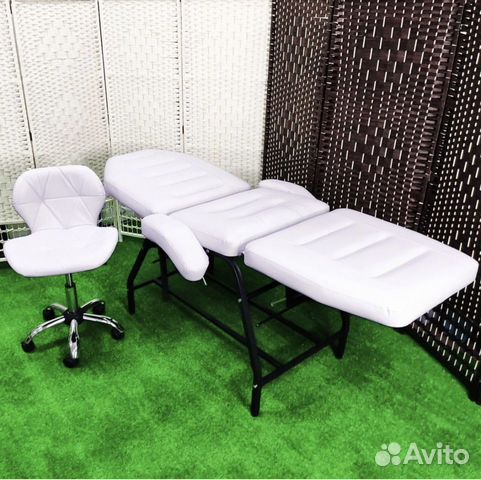 Косметологическая кушетка / кресло