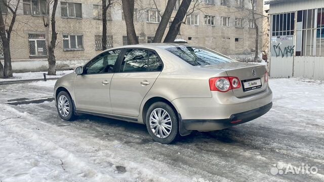 Volkswagen Jetta 1.6 AT, 2009, 208 000 км