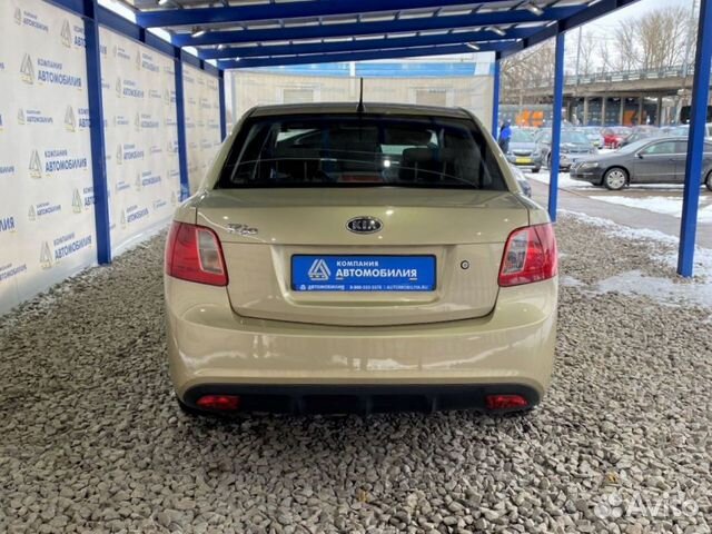 Kia Rio `2011