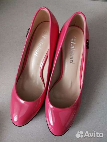 Розовые новые туфли 37 р