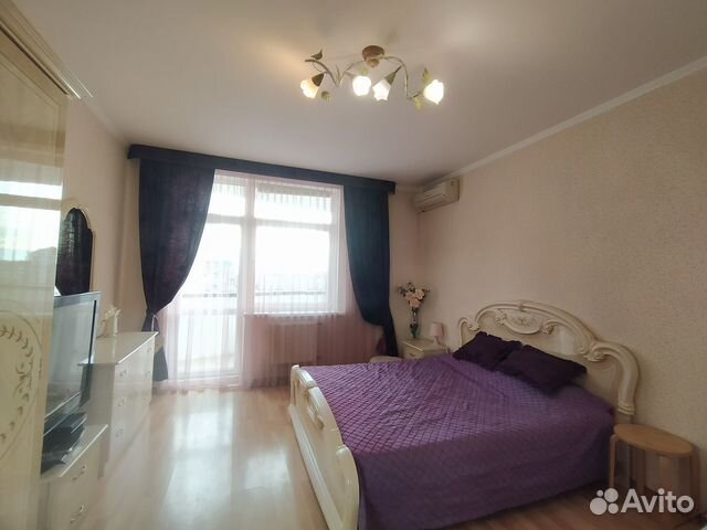

1-к. квартира, 52 м², 3 кровати