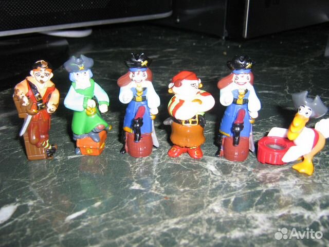 Фигурки из киндеров