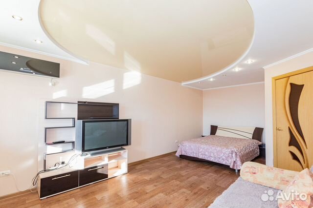 

1-к. квартира, 54 м², 3 кровати