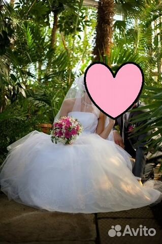 Свадебное платье + фата + шубка Свадебное платье + фата + шубка