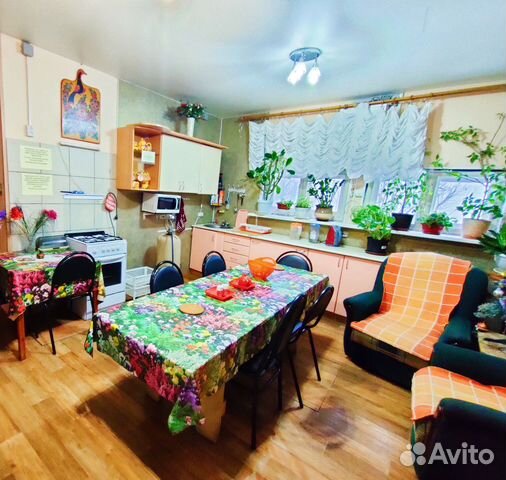 

Дом 250 м² на участке 6 сот.