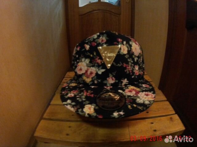 Кепка (Snapback)