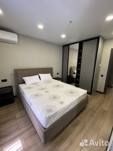 

2-к. квартира, 60 м², 1/3 эт.