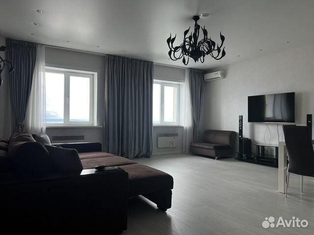 

2-к. квартира, 90 м², 10/16 эт.