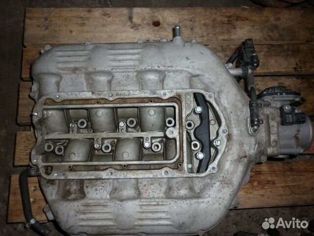 Впускной коллектор верх Honda Crosstour 10 Впускной коллектор верх Honda Crosstour 10