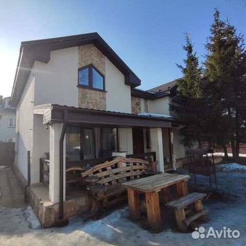 

Дом 227 м² на участке 8 сот.