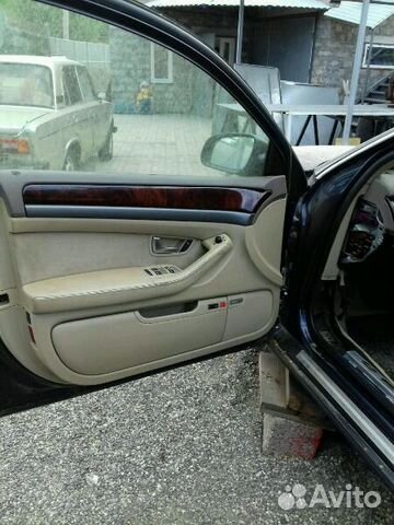 Audi A8 4.2 AT, 2005, битый, 100 000 км Audi A8 4.2 AT, 2005, битый, 100 000 км