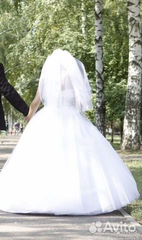 Свадебное платье 42-44 р-р можно прокат Свадебное платье 42-44 р-р можно прокат