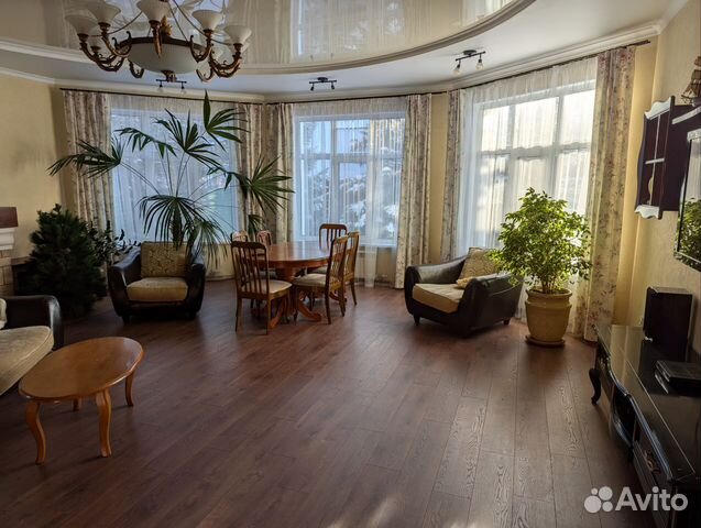 

4-к. коттедж, 180 м²