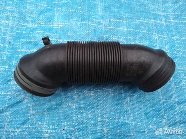 Патрубок воздушного фильтра 1K0129684L Шкода, VW