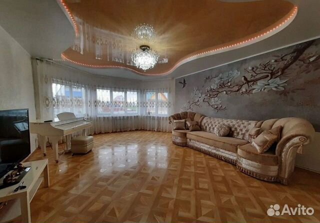 

5-к. коттедж, 290 м²