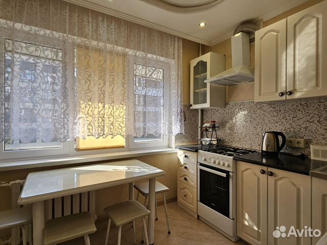 

2-к. квартира, 38 м², 2 кровати