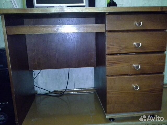 Стол письменный Стол письменный