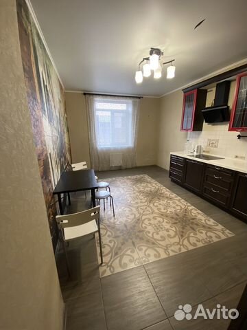 

2-к. квартира, 72 м², 2 кровати