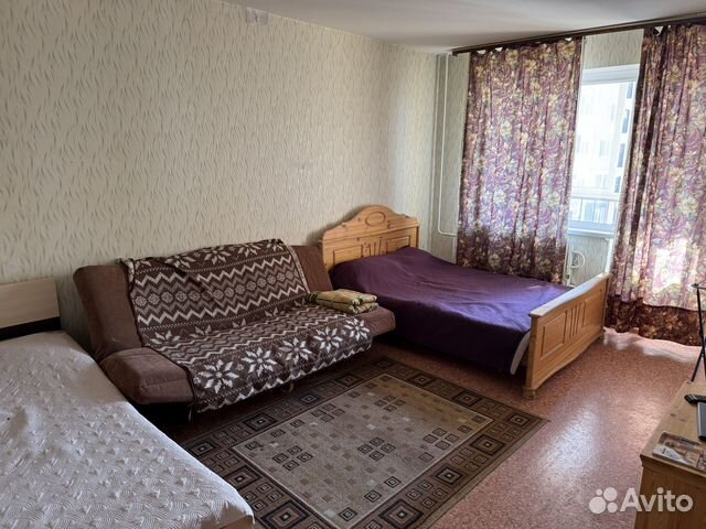 

1-к. квартира, 40 м², 4/10 эт.