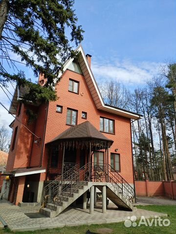 

5-к. коттедж, 320 м²