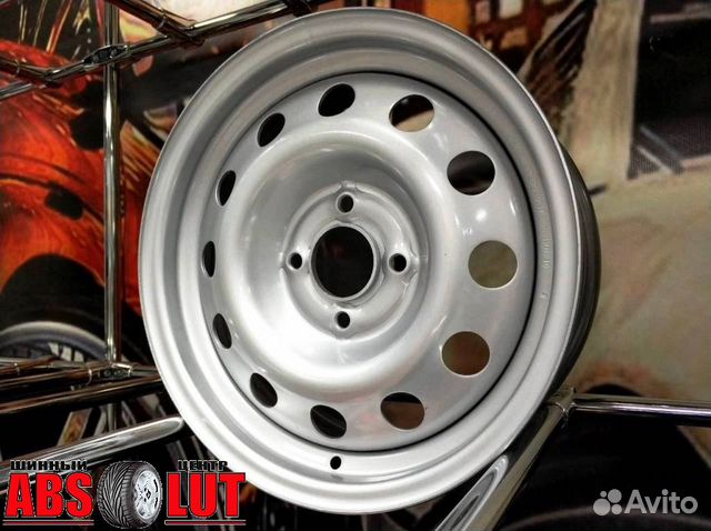 Новые стальные диски R15 на Citroen C4 Новые стальные диски R15 на Citroen C4