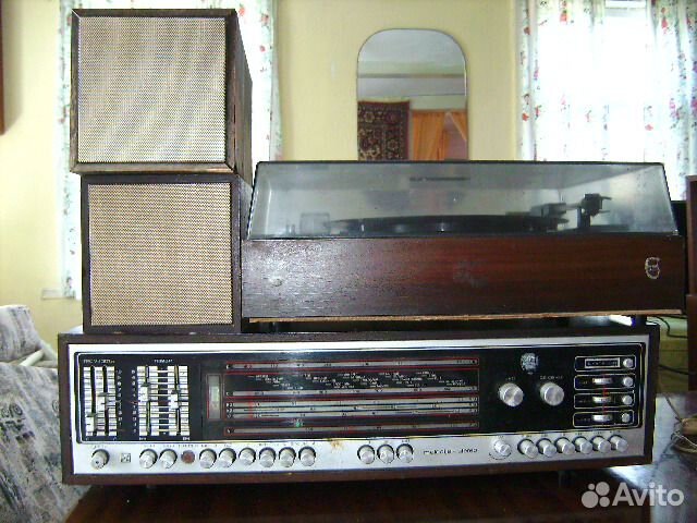 Продам радиолу мелодия 104-стерео срп-1-4 1979 г в