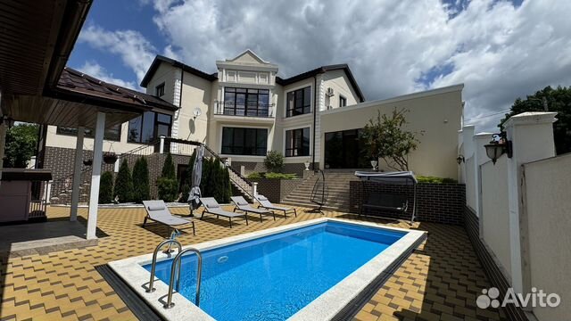 

4-к. дом, 300 м²