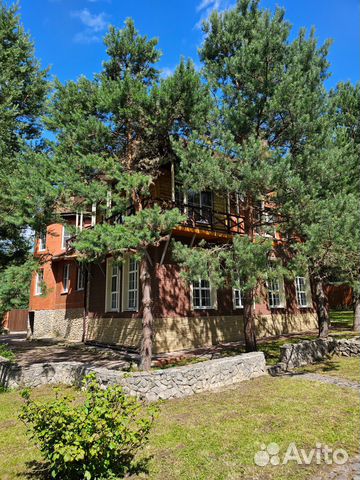 

8-к. коттедж, 385 м²