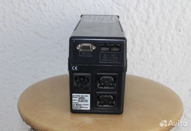 Ибп Powercom 800 AP (с переноской для подключения)