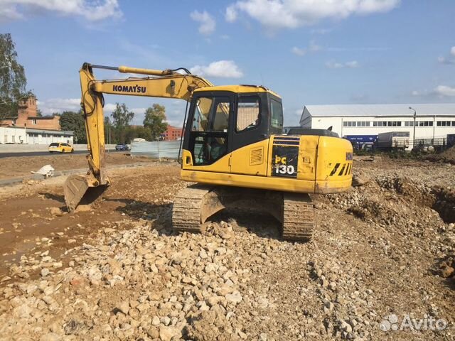 Аренда экскаватора с гидромолотом Аренда экскаватора с гидромолотом