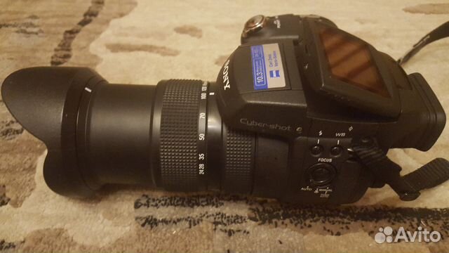 Sony Cyber-shot DSC-R1