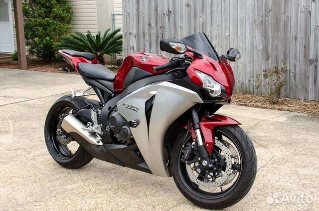 Honda cbr1000rr 2011