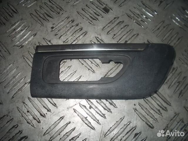 Молдинг крыла передний правый Volvo S80 1998-2003 Молдинг крыла передний правый Volvo S80 1998-2003