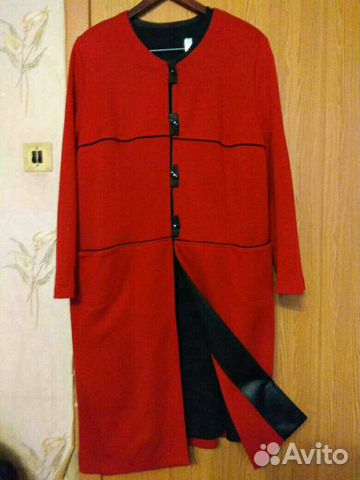 Продам женские платья