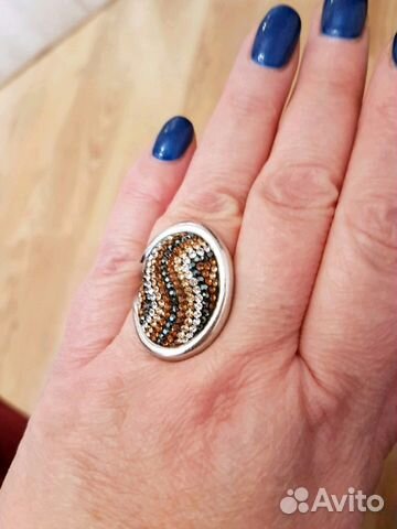 Серебряное кольцо с цирконами размер 19