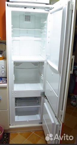 Встраиваемый холодильник комби Electrolux ERZ 2880