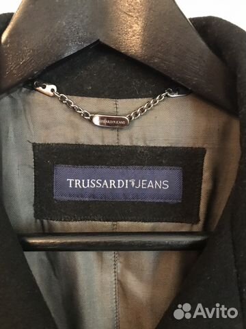 Пальто Trussardi оригинал Пальто Trussardi оригинал